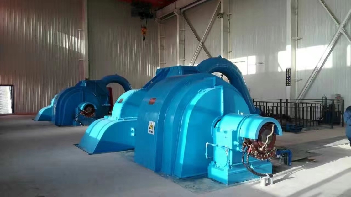 Geschwindigkeit Pelton-Turbinengenerator 6-10kV Nennspannung 500-3000r/min Geschwindigkeitsbereich
