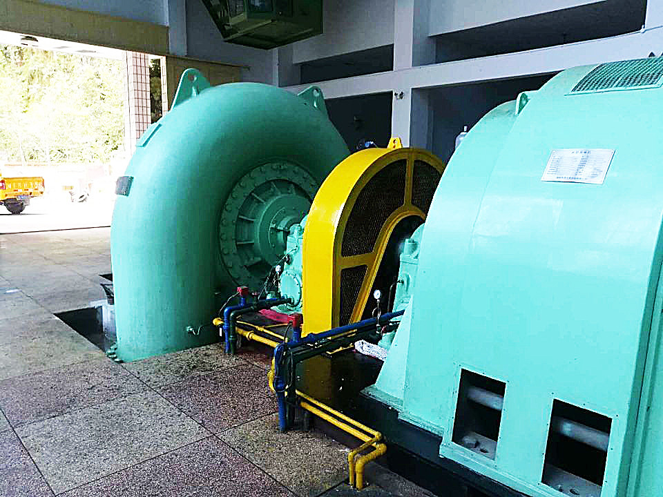 Vertikaler Windkraftanlagengenerator 220V-690V Bürstenloser 200kw-20mw 450-1000 U/min