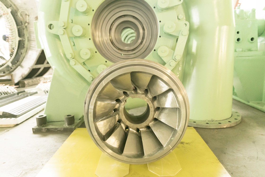 Vertikaler Windkraftanlagengenerator 220V-690V Bürstenloser 200kw-20mw 450-1000 U/min