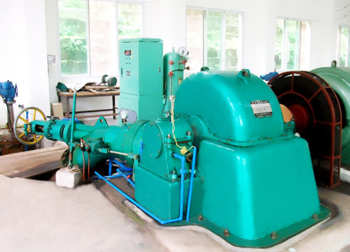 Vertikale / horizontale Installationsmethode 500 kW Turgo Turbine Hydrogenerator mit AVR angepasst