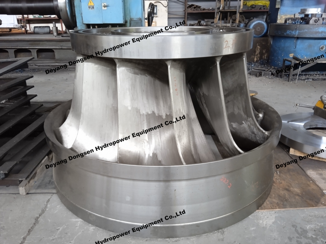 Wasserturbinengenerator mit vertikal/horizontal installierter Anlage mit 220V-690V Nennspannung
