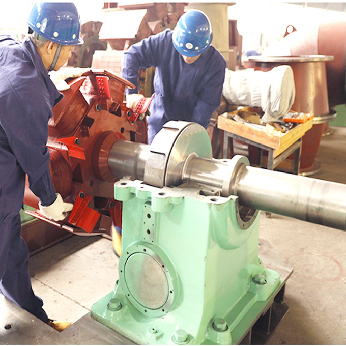 Auf Wunsch gefertigt 100kw-50mw Pelton Turbine Energiegenerator 50/60Hz mit hohem Kopf