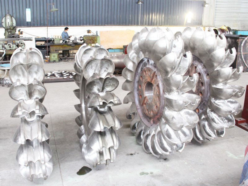 10 kV Pelton-Turbinengenerator mit 60 Hz-Frequenz Gusseisen/Edelstahl-Konstruktionsluft/Ölkühlung