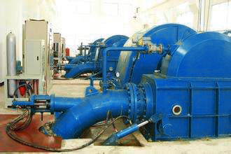 2000-10000kg Turgo-Turbinengenerator für Strömungsgeschwindigkeit 109 Kubikmeter pro Sekunde Konzipiert Leistungsbereich 500 Kilowatt bis 70 Megawatt Energieproduktion