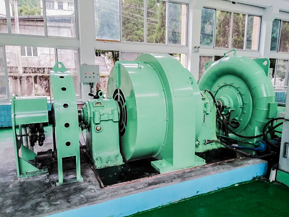 Statischer Silizium-Wasserturbinengenerator mit individueller Farbe und 200kw-20mw Leistung