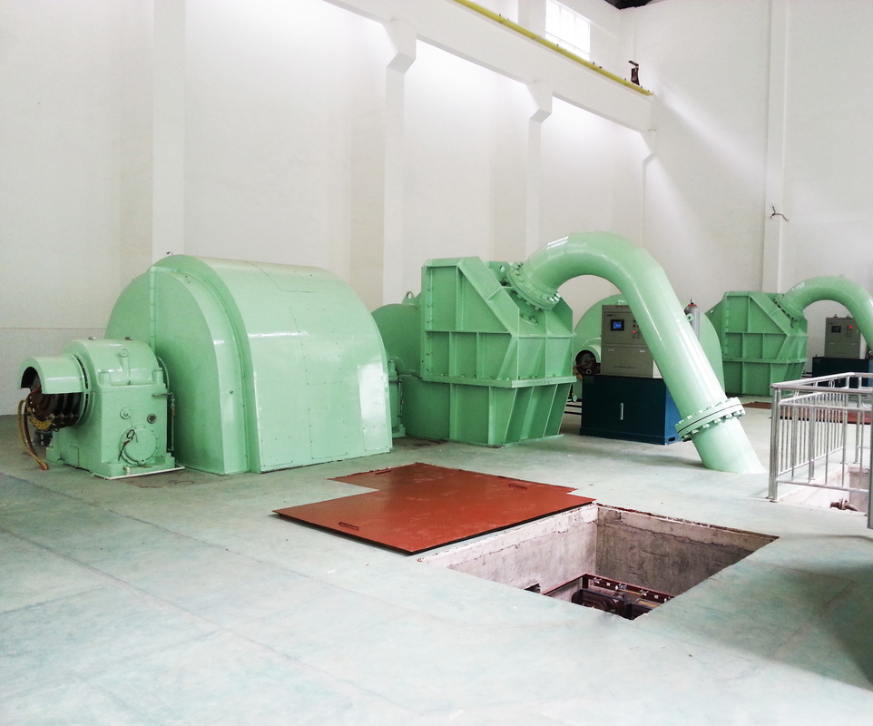 Standardgeschwindigkeit 6-10kV Pelton Hydroturbinengenerator mit Luft/Öl-Kühlung Mikro-Gouverneur