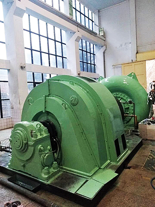 Kapazität Hydroturbinengenerator 200kw-20mw Wasserkopf 5m-500m RPM 450-1000rpm