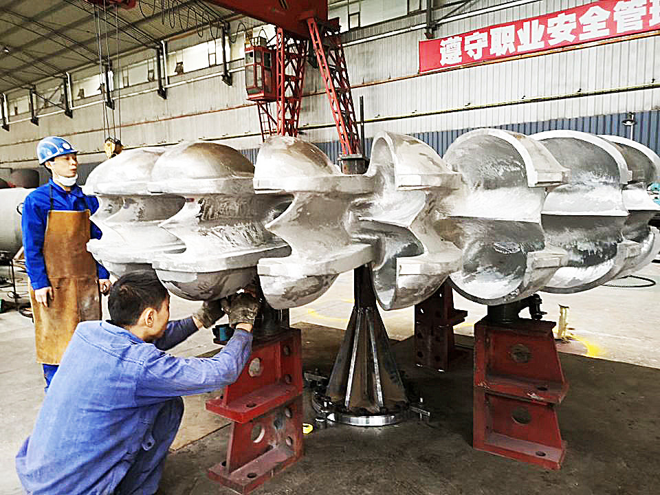 5T-50T kundenspezifischer Pelton-Turbinengenerator mit Luftölkühlung und Thyristor-Erregung