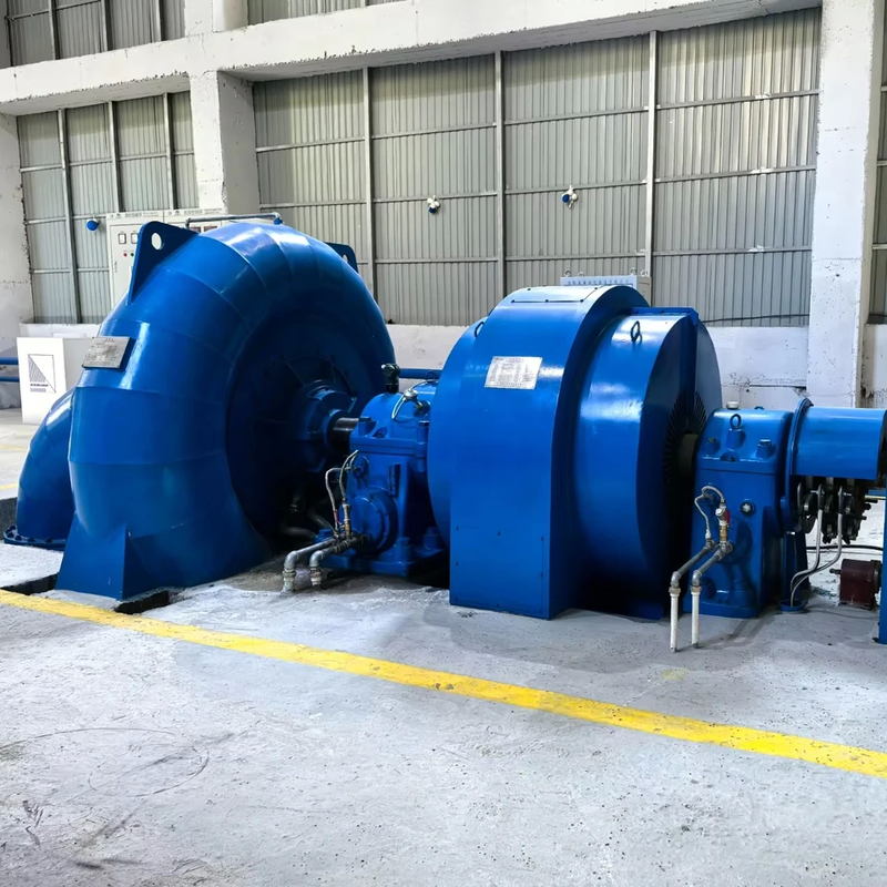 200kw-20mw Wasserturbinengenerator Bürstenlose Erregung Vertikale / horizontale Installation