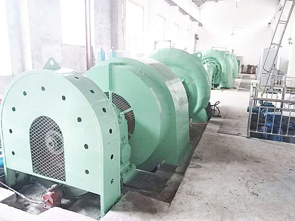 Wasserkraftanlagen mit hoher Haltbarkeit Wasserkraftgenerator für Wasserkopf Reichweite 20m-200m