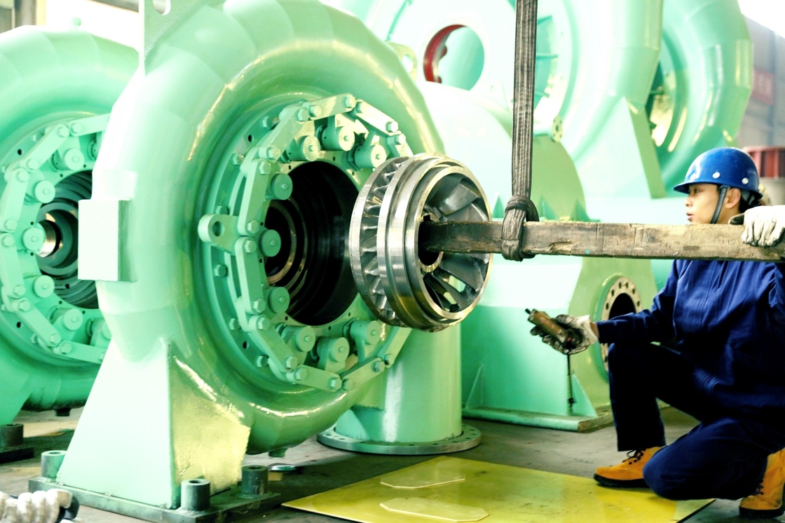 50HZ/60HZ Frequenz-Turbinen-Wassergenerator 500kw 600kw 700kw mit freiem Energiegenerator Schwungrad