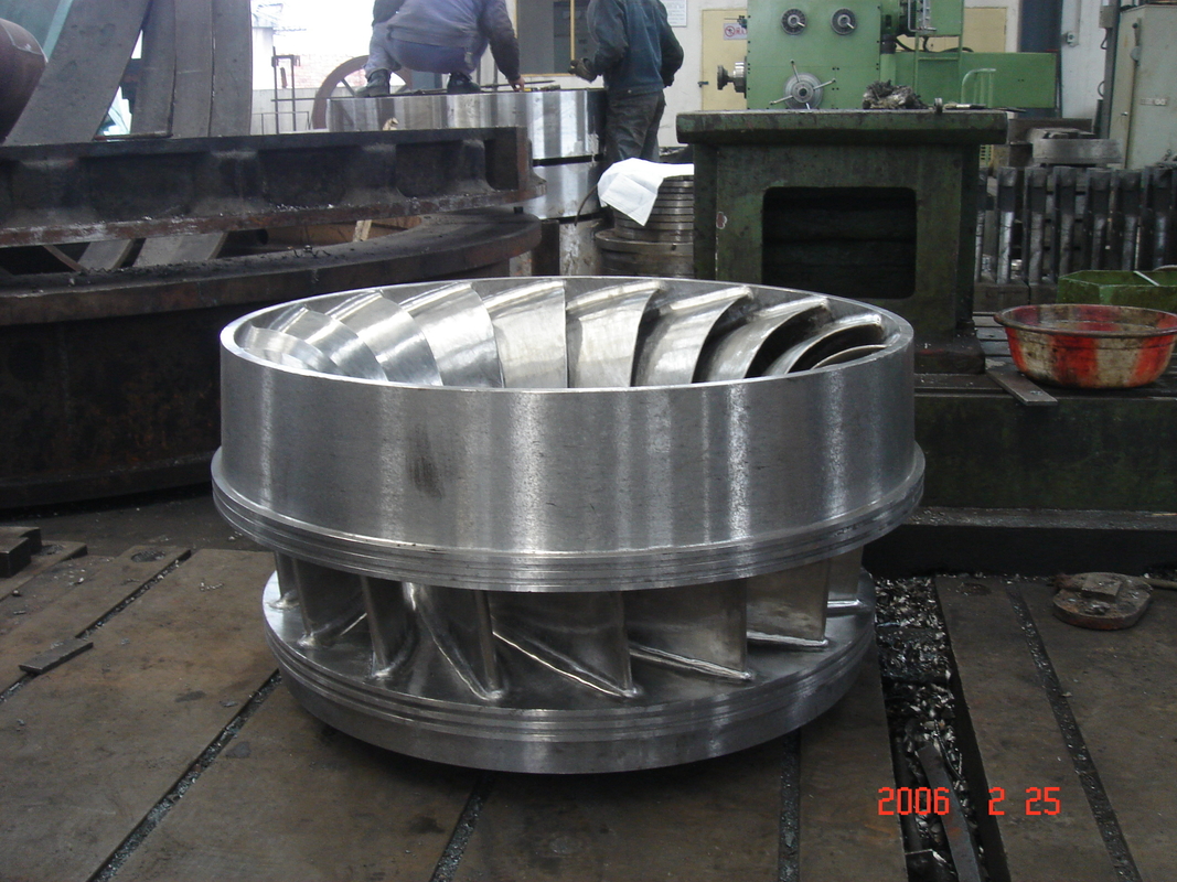Francis-Runner-Turbine mit Schaufelwinkel für Wasserkraft und Einlassdruck von 10 MPa