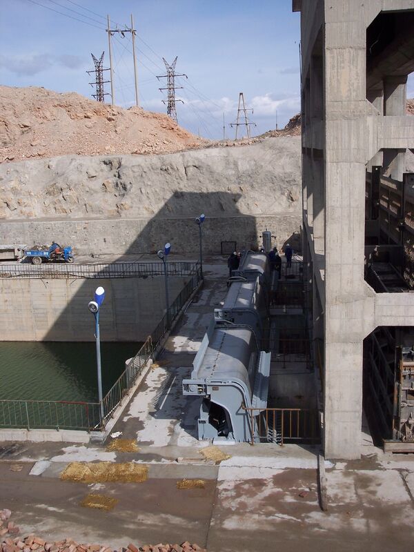 Industrielle Rechenreinigungsmaschine mit 0,40-1000 kW Leistung und 4,5 - 16 mm Dicke für effiziente Schmutzentfernung