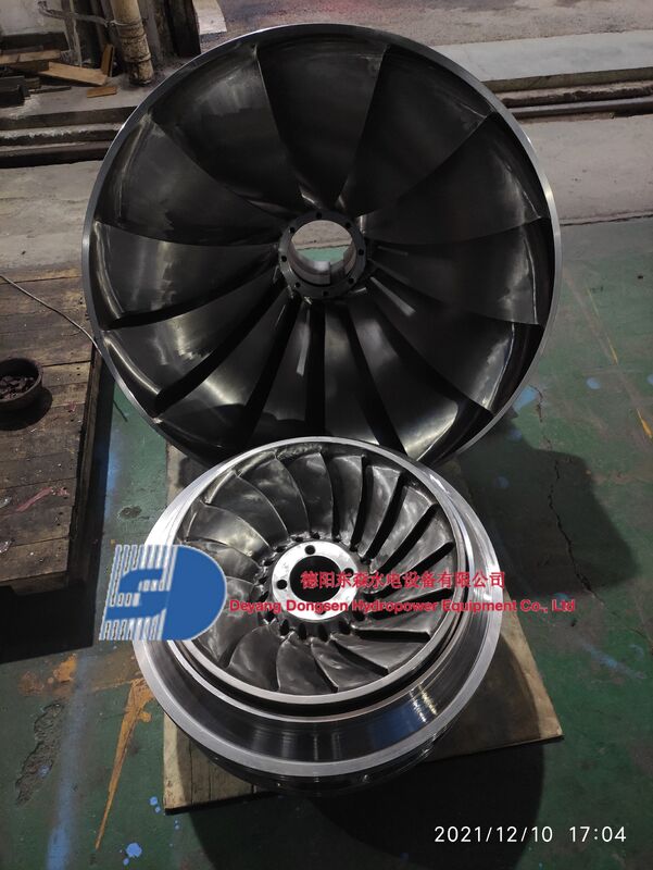 Bürstenloses oder statisches Anregungssystem Wasserkraftanlagenläufer mit Oem-Flexibilität und Einlassdruck 10 MPa Optimiert für Wasserkraftanlagen