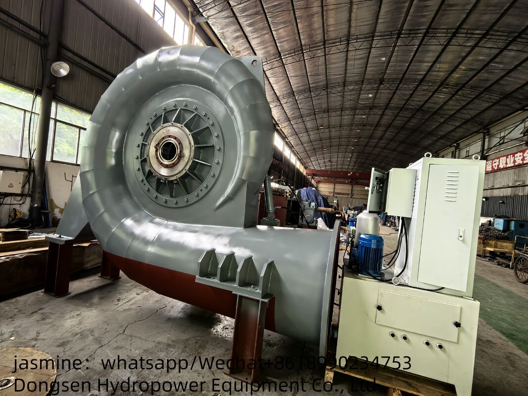 Automatischer Steuermodus Francis-Wasserturbinengenerator Langlebige Wasserkraftausrüstung für Projekte im Bereich erneuerbare Energien