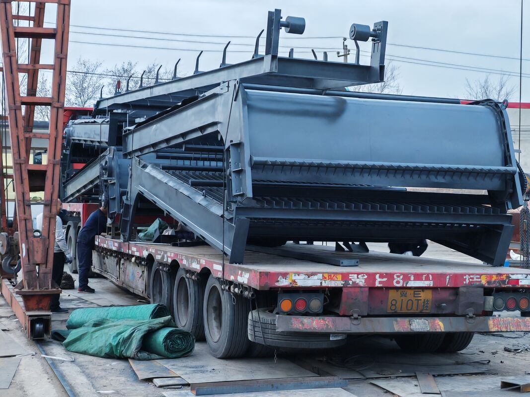 OEM Müllreinigungsmaschine mit einer Dicke von 4,5 bis 16 mm und einem Gitterintervall von 0,39 bis 15 mm für die Wasseraufnahme