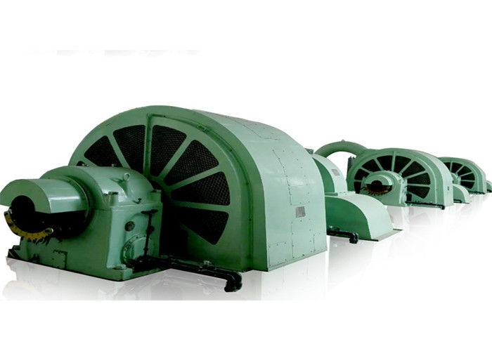 Peltonrad-Turbinengenerator mit 200 mm Durchmesser und variabler Geschwindigkeit. Entwickelt, um die Energiegewinnung in Wasserkraftwerken zu maximieren