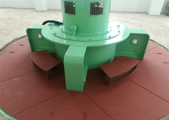 Kaplan Hydroturbinengenerator mit Edelstahlblättern, bis zu 95% Effizienz und variabler Durchflussrate für die Wasserkraft