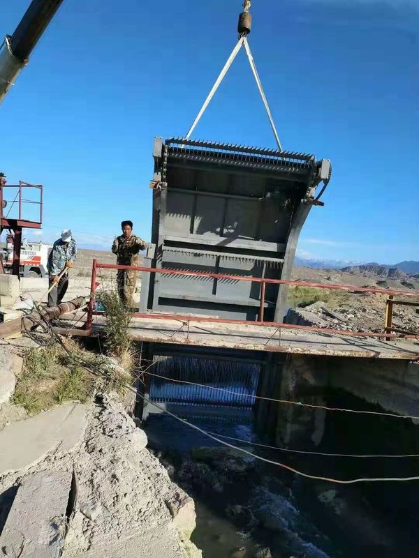OEM Müllreinigungsmaschine mit einer Dicke von 4,5 bis 16 mm und einem Gitterintervall von 0,39 bis 15 mm für die Wasseraufnahme