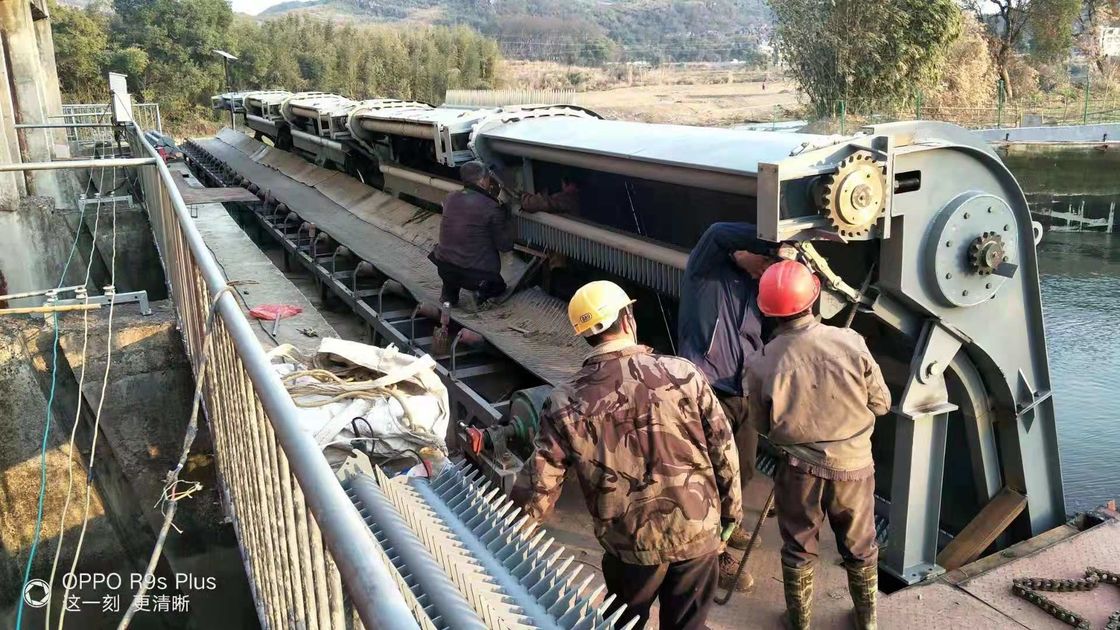 OEM Müllreinigungsmaschine mit einer Dicke von 4,5 bis 16 mm und einem Gitterintervall von 0,39 bis 15 mm für die Wasseraufnahme