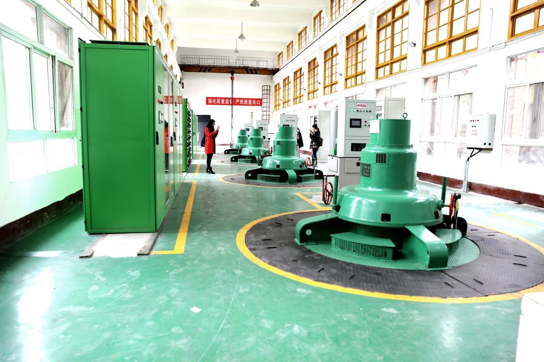 20-900 RPM Wasserturbinengenerator mit 300 kW-20 MW Leistungsbereich und geringer Wartung für eine umweltfreundliche Energieerzeugung