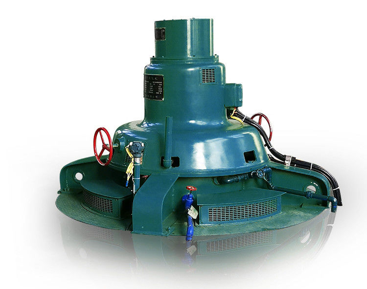 Leistungsfaktor 0,8–0,9. Wasserbetriebener Turbinengenerator mit Edelstahlblättern, ideal für die industrielle Energieerzeugung