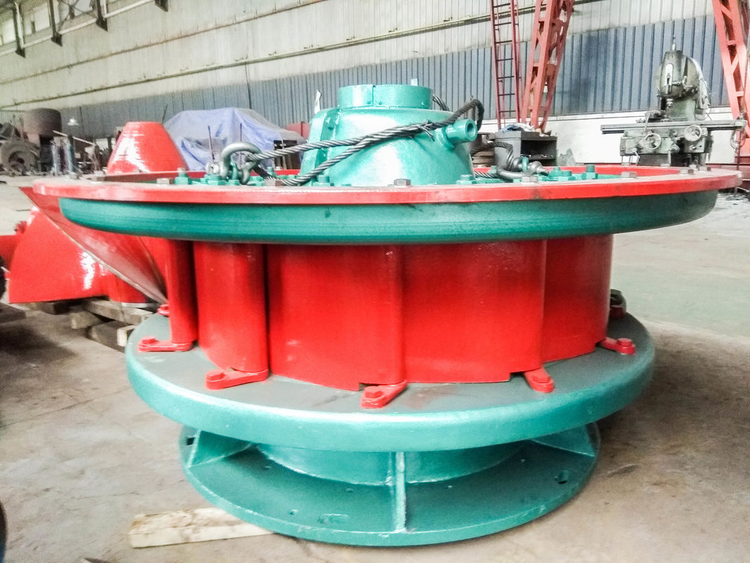 Leistungsfaktor 0,8–0,9. Wasserbetriebener Turbinengenerator mit Edelstahlblättern, ideal für die industrielle Energieerzeugung