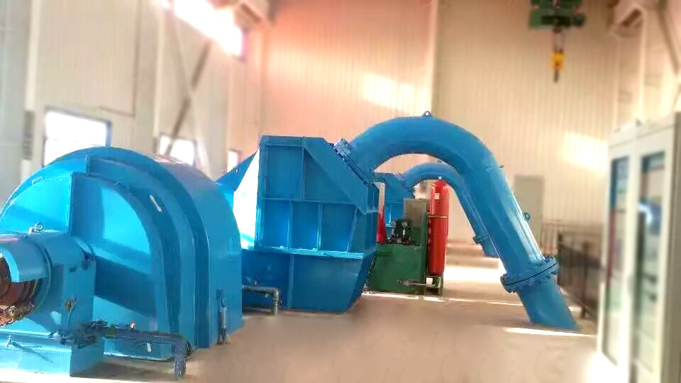 500-3000r/min Geschwindigkeitsbereich Turbinengenerator Pelton-Typ mit Bürstenloser Anregungsart