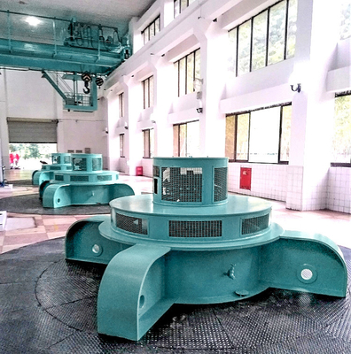 Dauermagnet synchroner Kaplan-Wasserturbinengenerator 5-30m Kopf Frequenz 50-60Hz