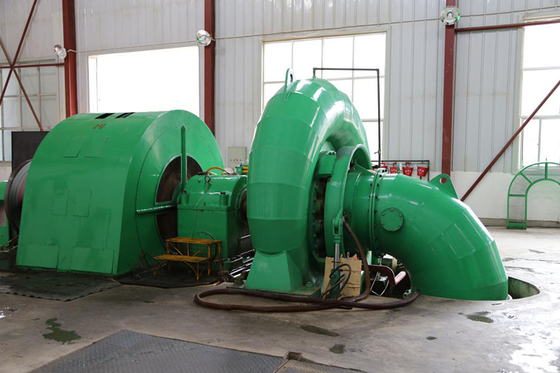 Kraft Francis Turbinengenerator 400V-10kV 450-1000RPM 300KW-20MW 20m-300m Kopf