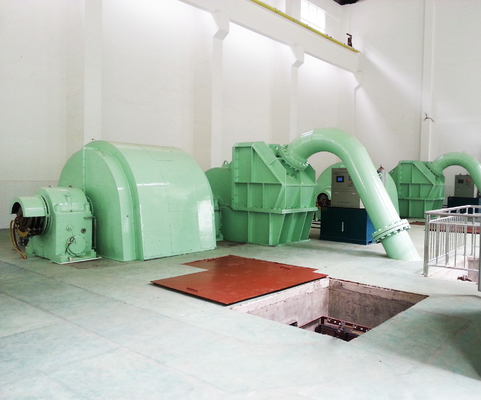 Standardgeschwindigkeit 6-10kV Pelton Hydroturbinengenerator mit Luft/Öl-Kühlung Mikro-Gouverneur