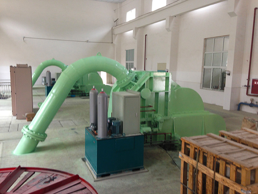 Wirkungsgrad Pelton-Turbinengenerator IP54 Nenngeschwindigkeit Luft/Öl-Kühlung Bereich 500-3000r/min