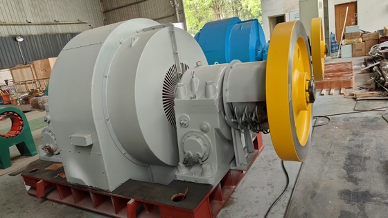 300KW-20MW Hydroelektrischer Wasserturbinengenerator mit Fiberglas-Blättern